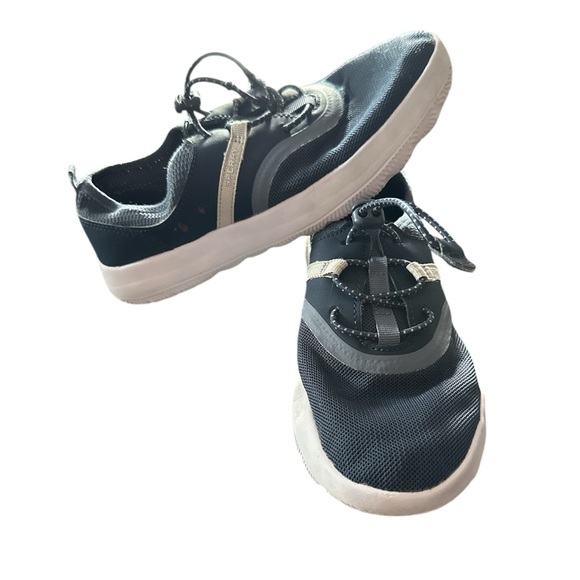 Boys Sperry Shoes - Picture 1 of 6